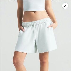 Skims outdoor heavy long shorts- NWT